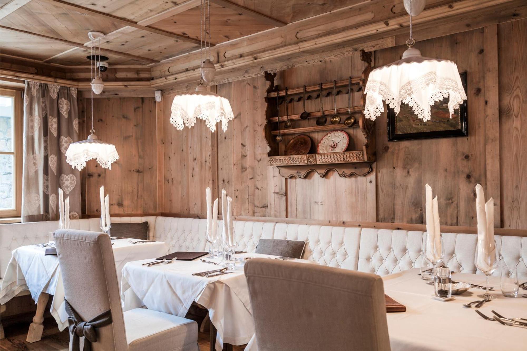 Dorfhotel Beludei Santa Cristina Val Gardena Экстерьер фото
